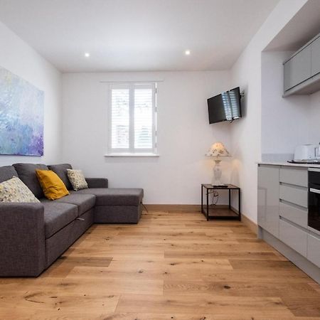 Three Tuns Apartments - Hazel - Aldeburgh Coastal Cottages Pettistree 外观 照片